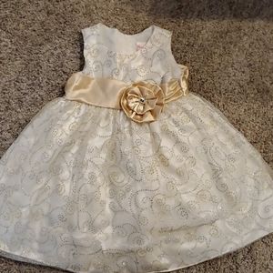 Flower girl dress